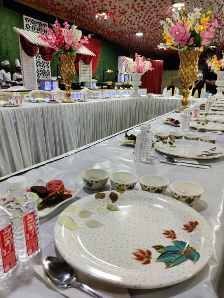 Top Veg Caterers in Malad East